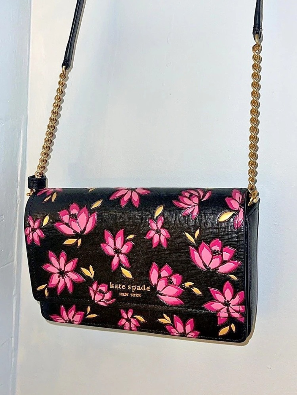 Kate Spade Floral Crossbody in Black & Pink Like New